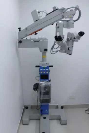 眼科手術用顕微鏡